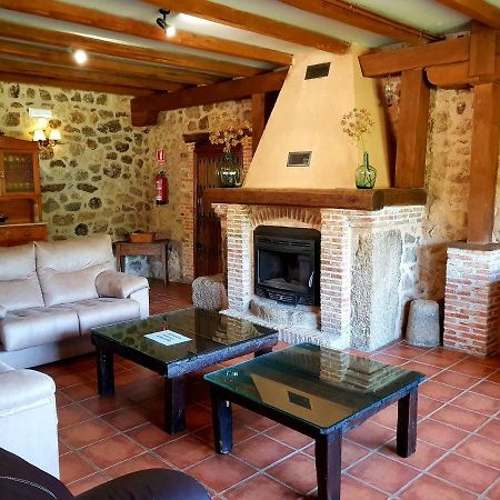 Casa Rural Colmenarejo クアコス・デ・ユステ エクステリア 写真